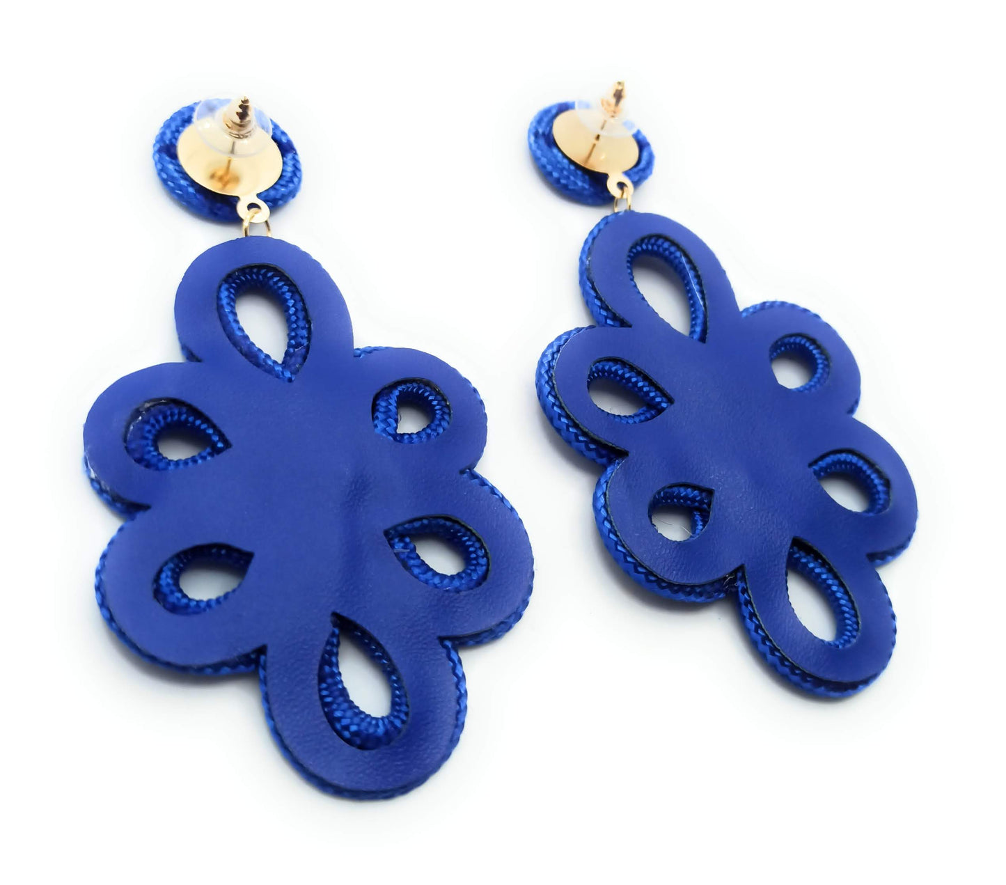 Pendientes largos y ligeros de flamenca · Azul