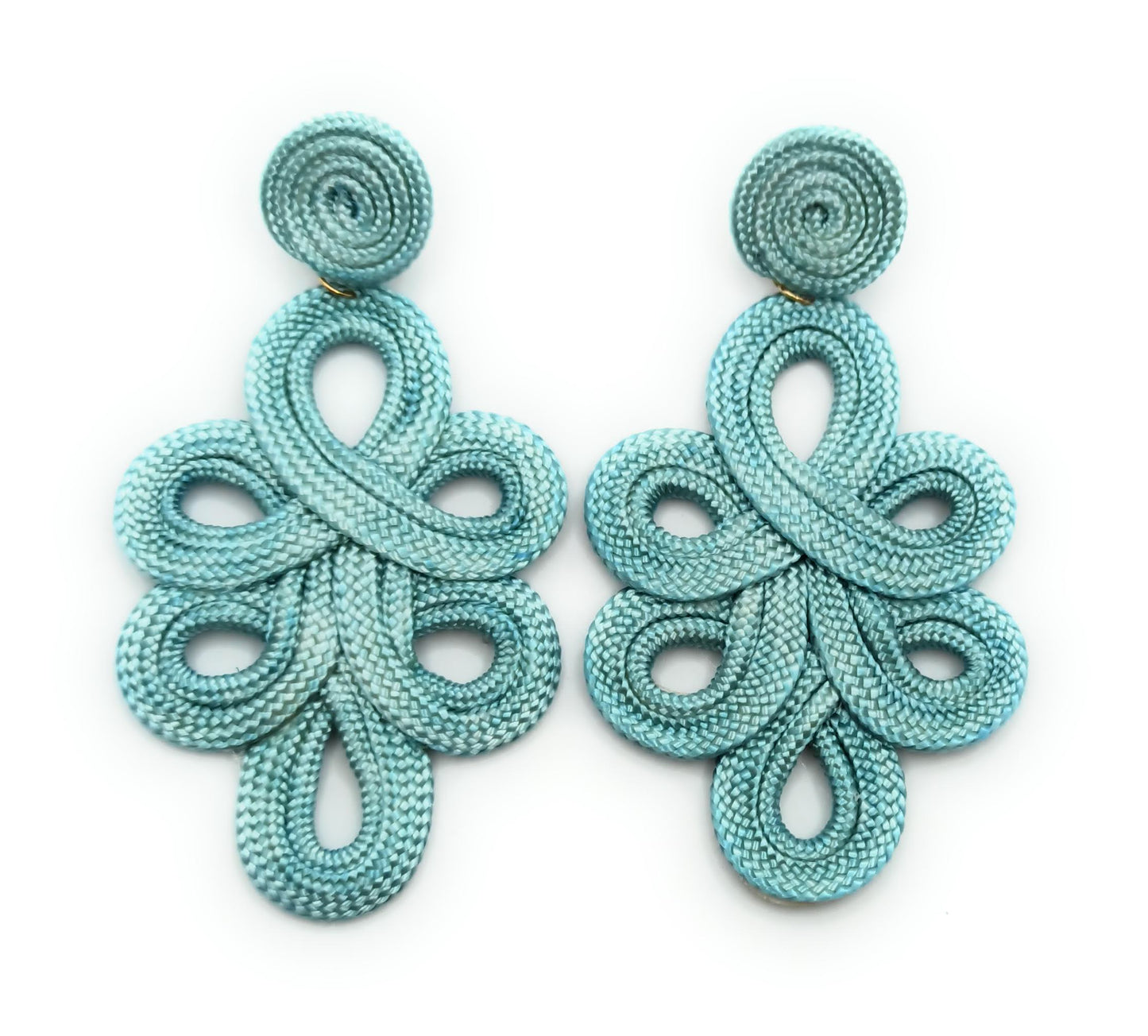 Pendientes largos y ligeros de flamenca · Azul Claro