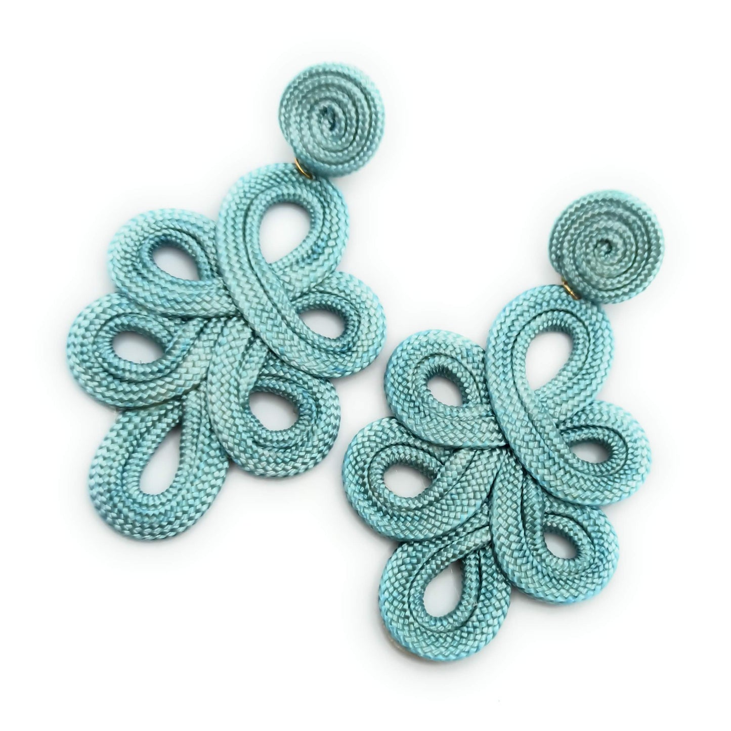 Pendientes largos y ligeros de flamenca · Azul Claro