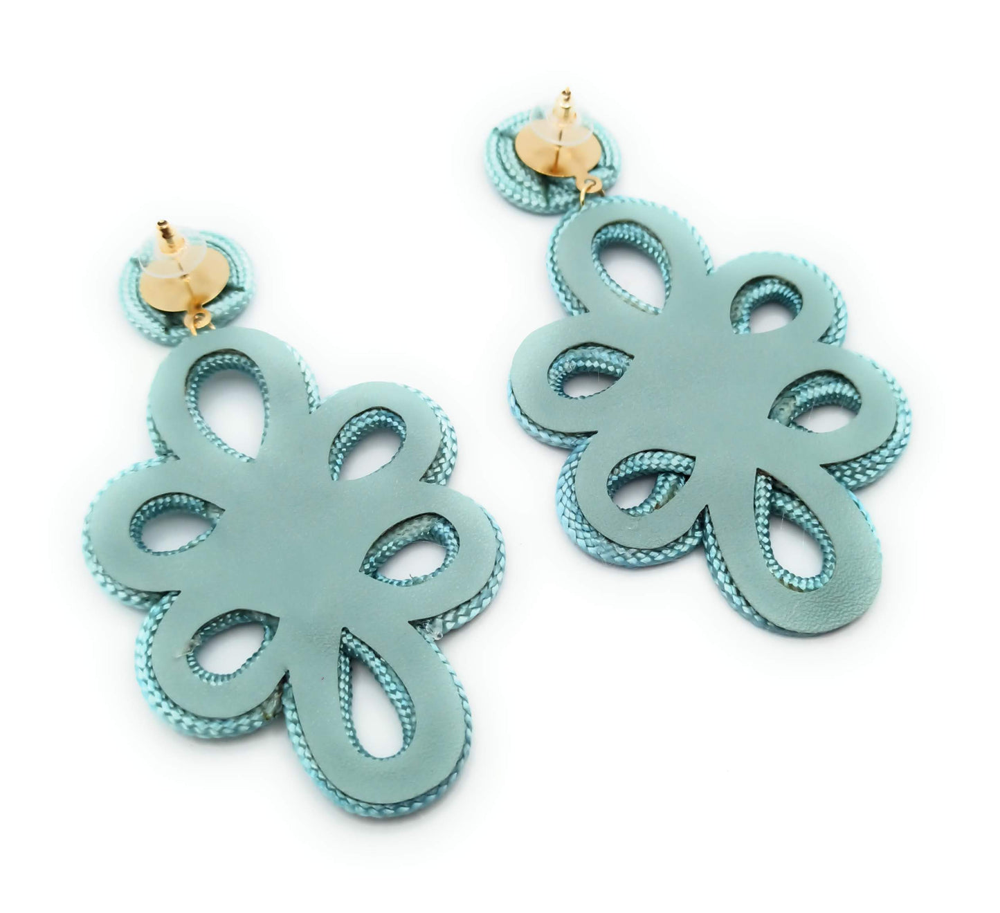 Pendientes largos y ligeros de flamenca · Azul Claro
