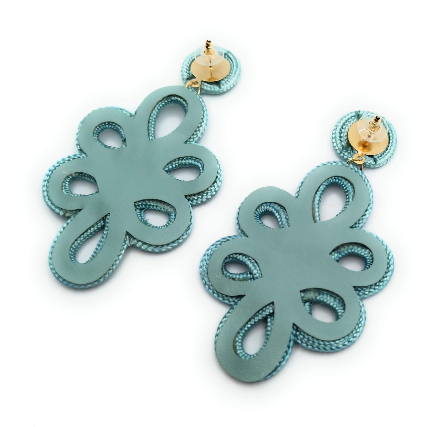 Pendientes largos y ligeros de flamenca · Azul Claro