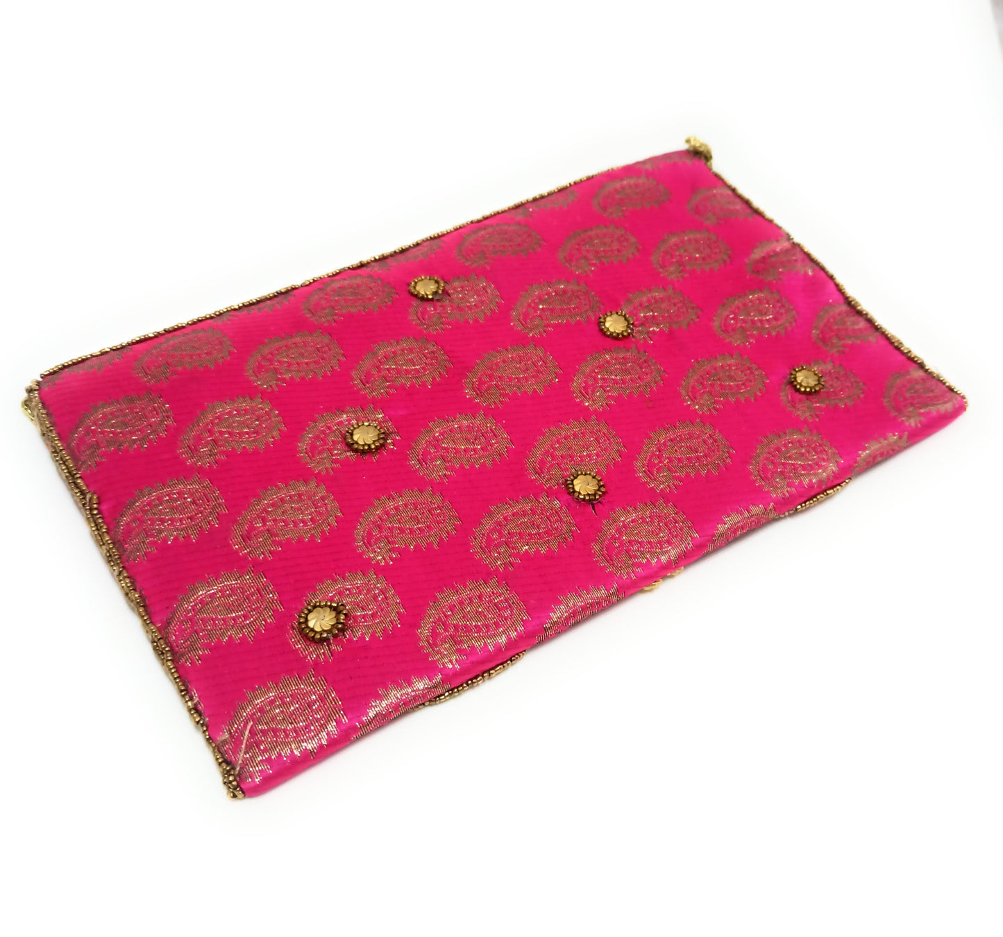 Cartera De Mano Grande · Artesanía bordada, Fucsia