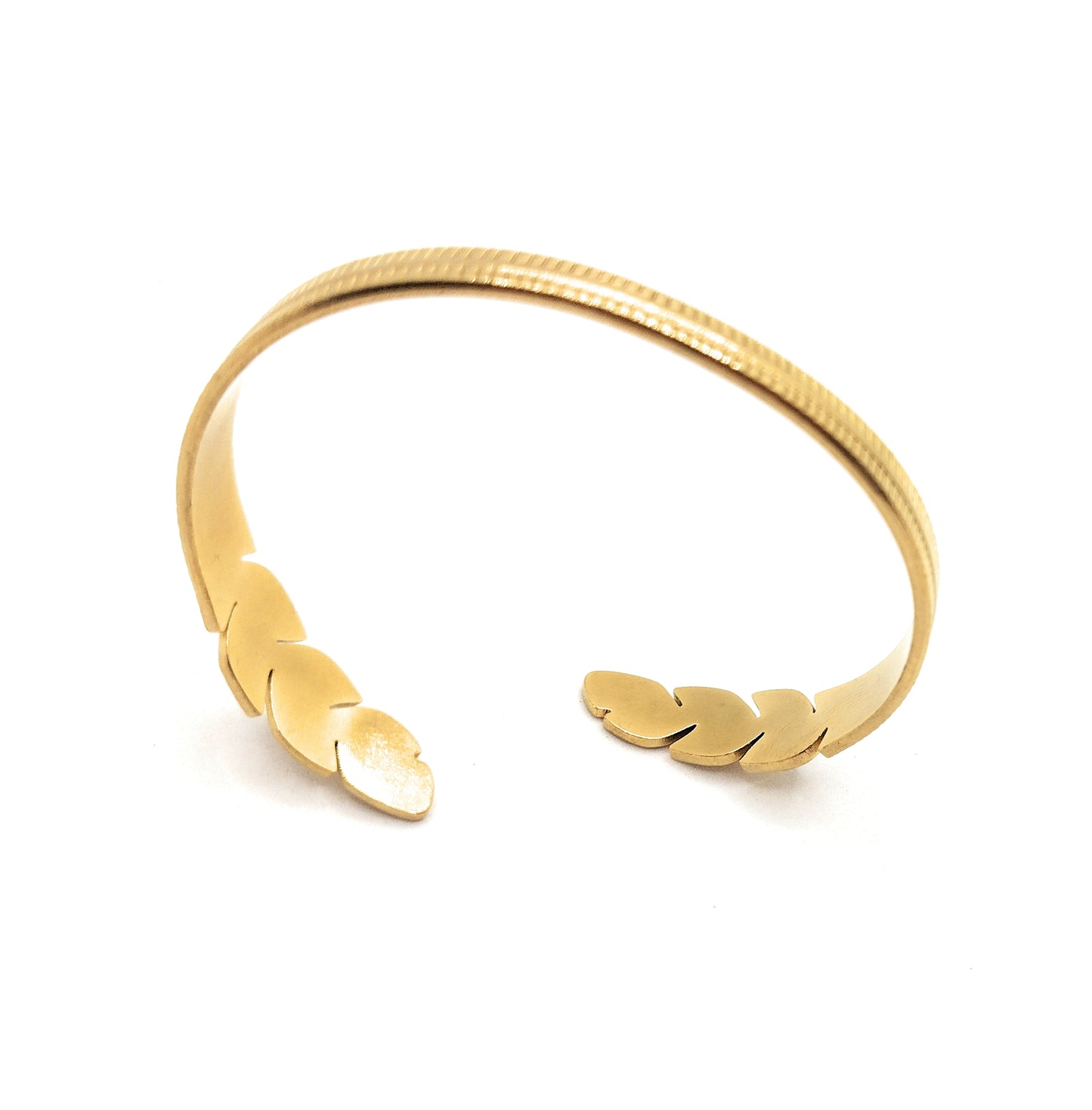 Brazalete Diseño Pluma · Oro Brillo Sútil
