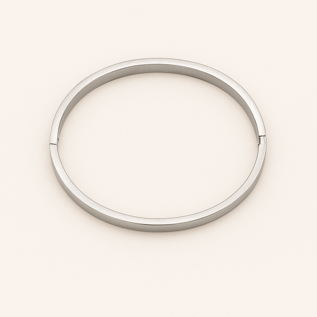Brazalete Plateado Aro Ovadado Pulsera Rígida · Plata Mate