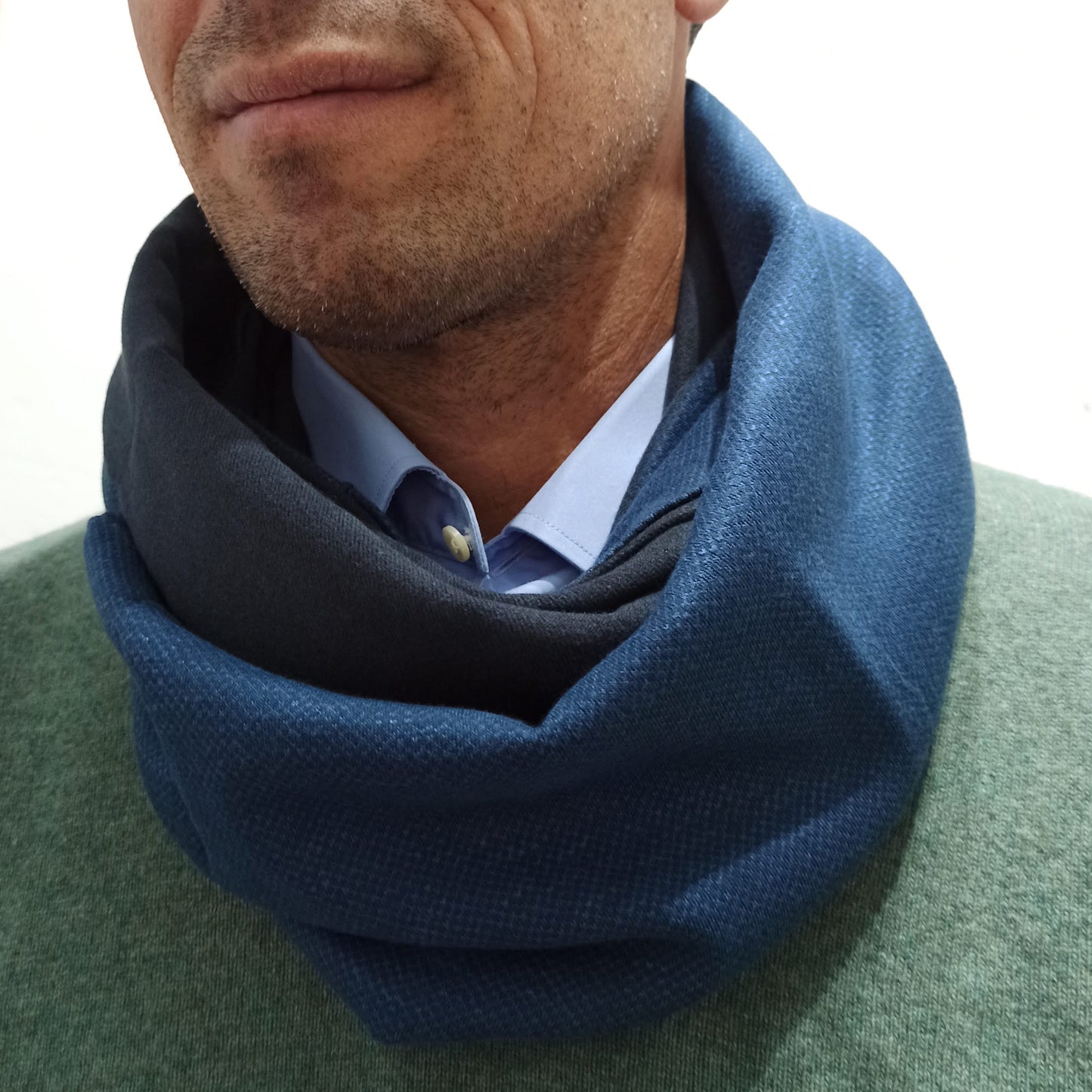 Bufanda Infinita Cuello Hombre · Azul Mezcla, Revés Gris