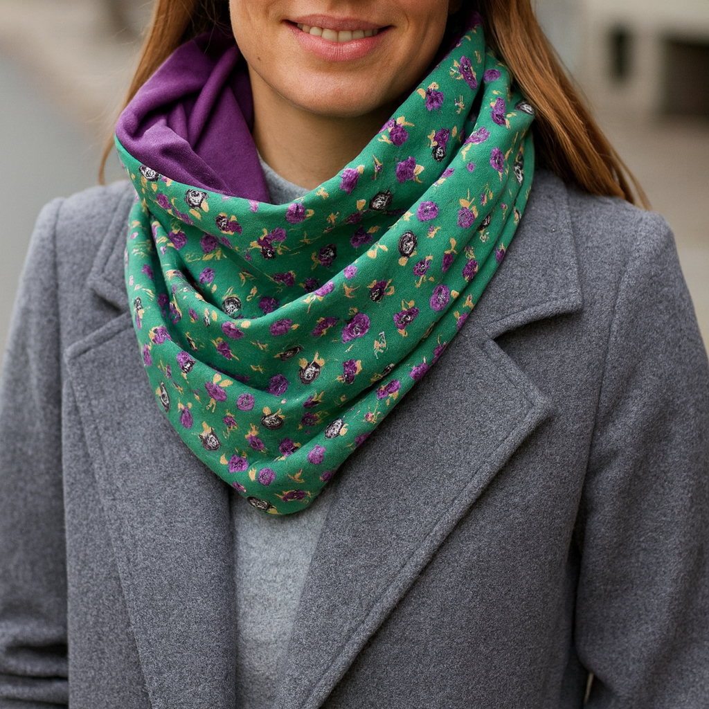 Bufanda Cuello Reversible · Florecitas/Morado