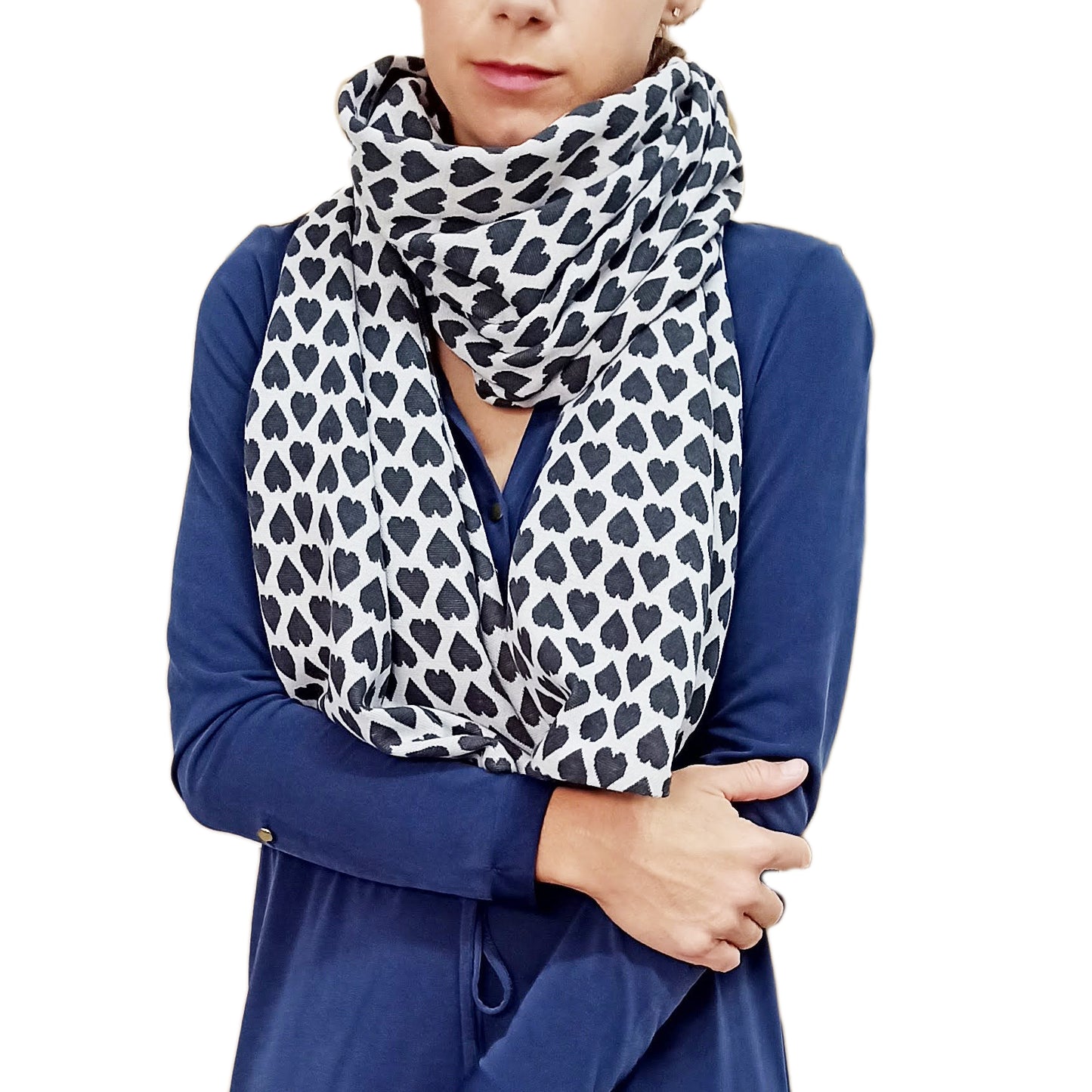 Bufanda Grande Reversible · Corazones Negro Blanco