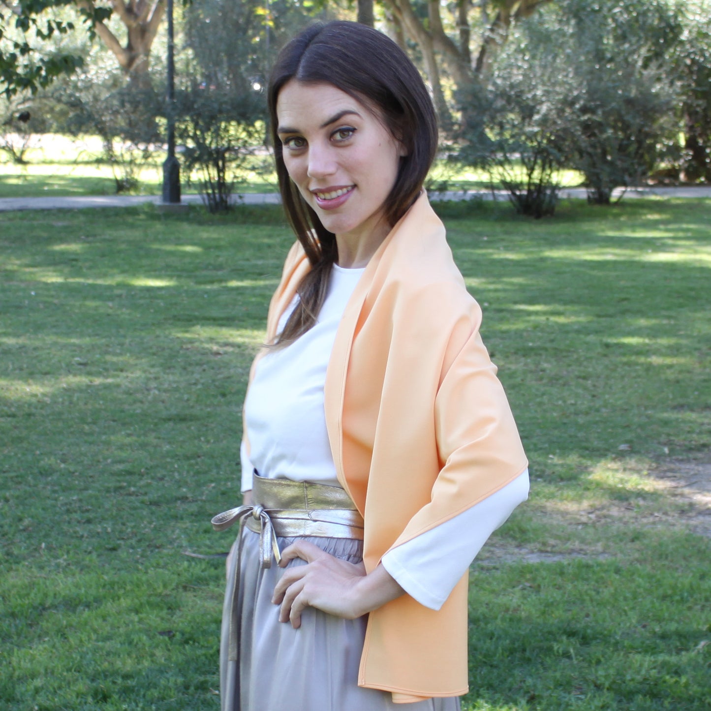 Chal de Fiesta Crepe de Seda – Elegancia Artesanal Hecha en Sevilla · Naranja (50x150cm)