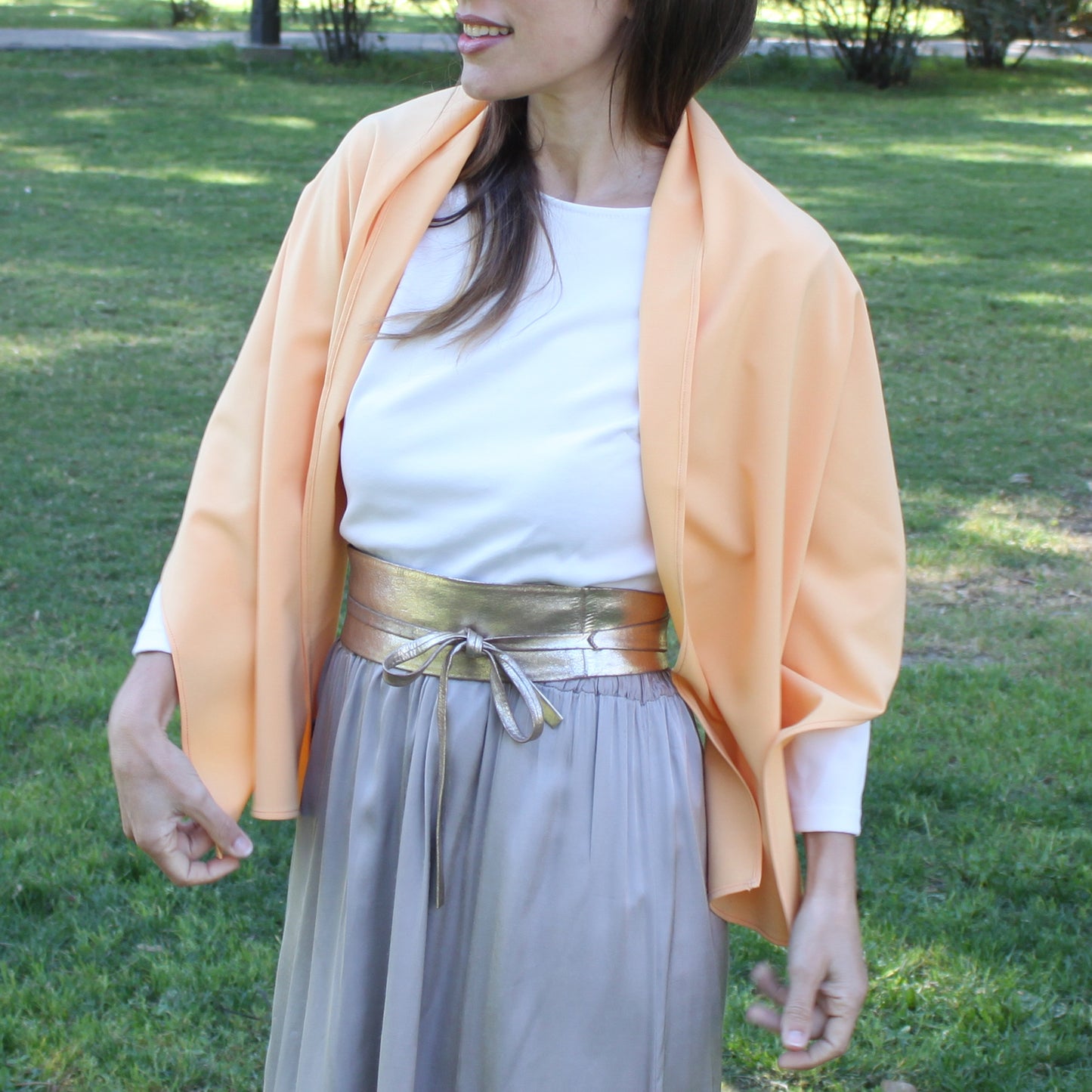 Chal de Fiesta Crepe de Seda – Elegancia Artesanal Hecha en Sevilla · Naranja (50x150cm)