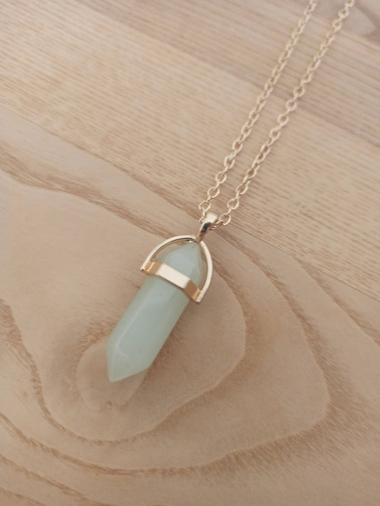 Péndulo Hexagonal de Piedra Semipreciosa Natural con Collar Corto Dorado · Aventurine Verde Agua (últimas unidades!)