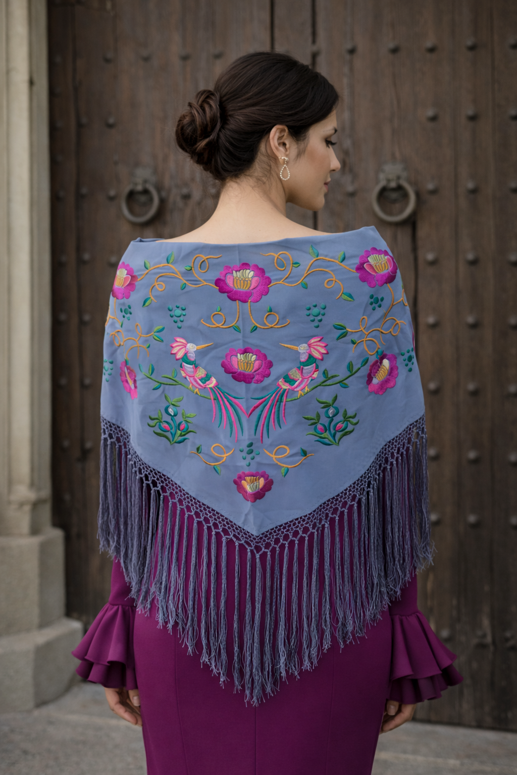 Großer, bestickter Flamenco-Schal · Seifengrün, mehrfarbig, große Blume (160 x 85 cm)