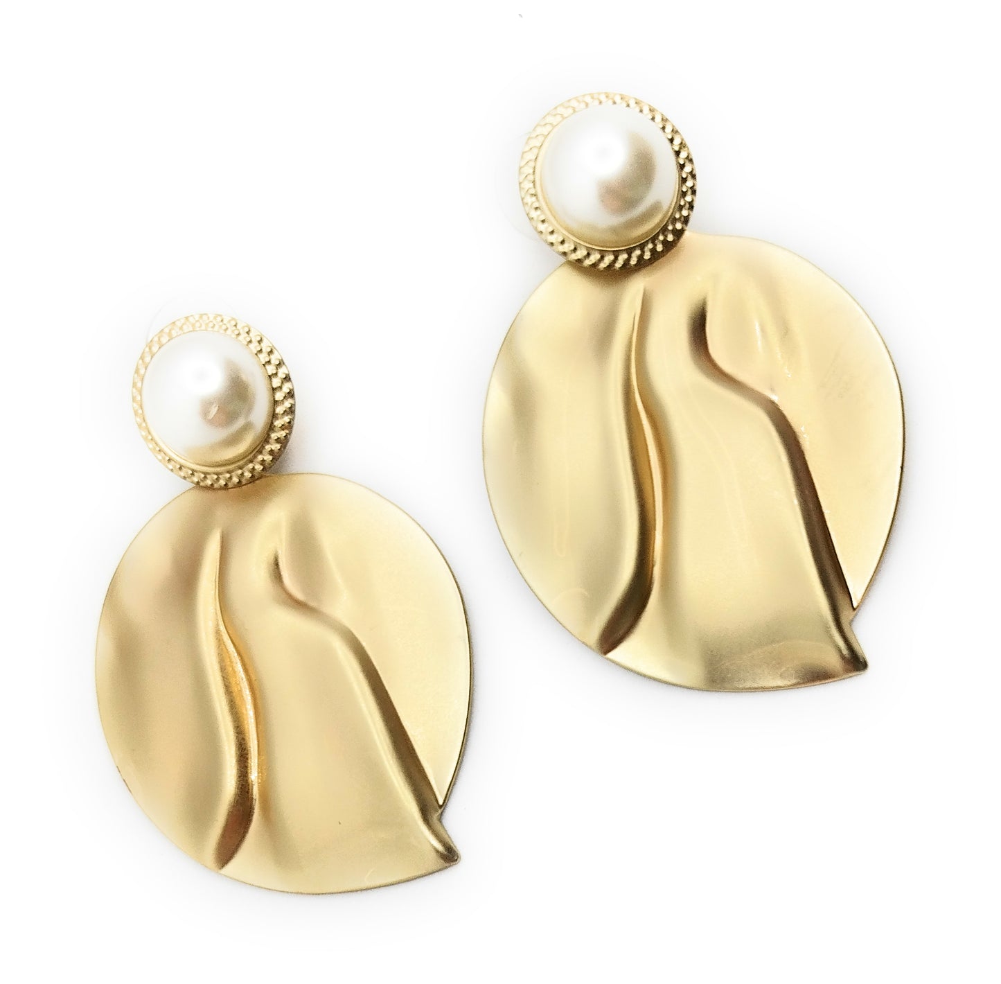 Pendientes dorados largos · Perla Hoja Oro Mate