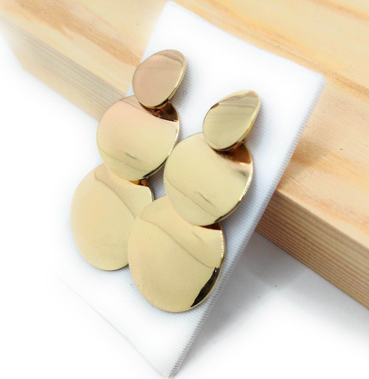 Pendientes dorados largos · Triple Oro Brillo (últimas unidades!)