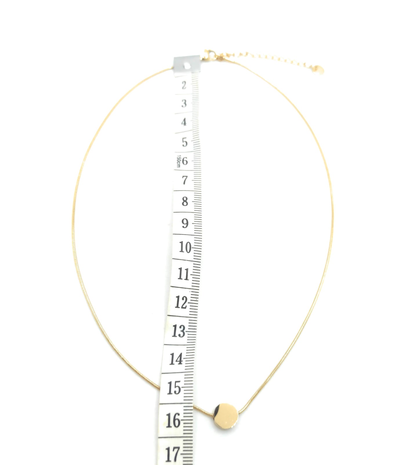 Collar Corto Dorado · Círculo