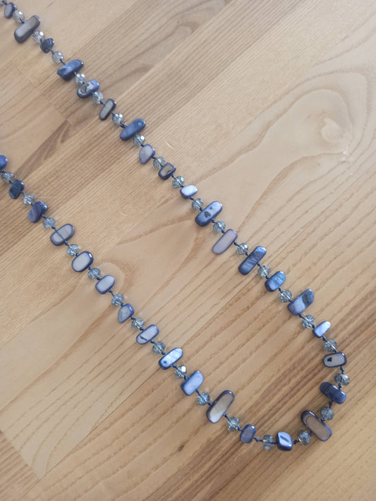 Collar Largo de Nácar · Azul Noche