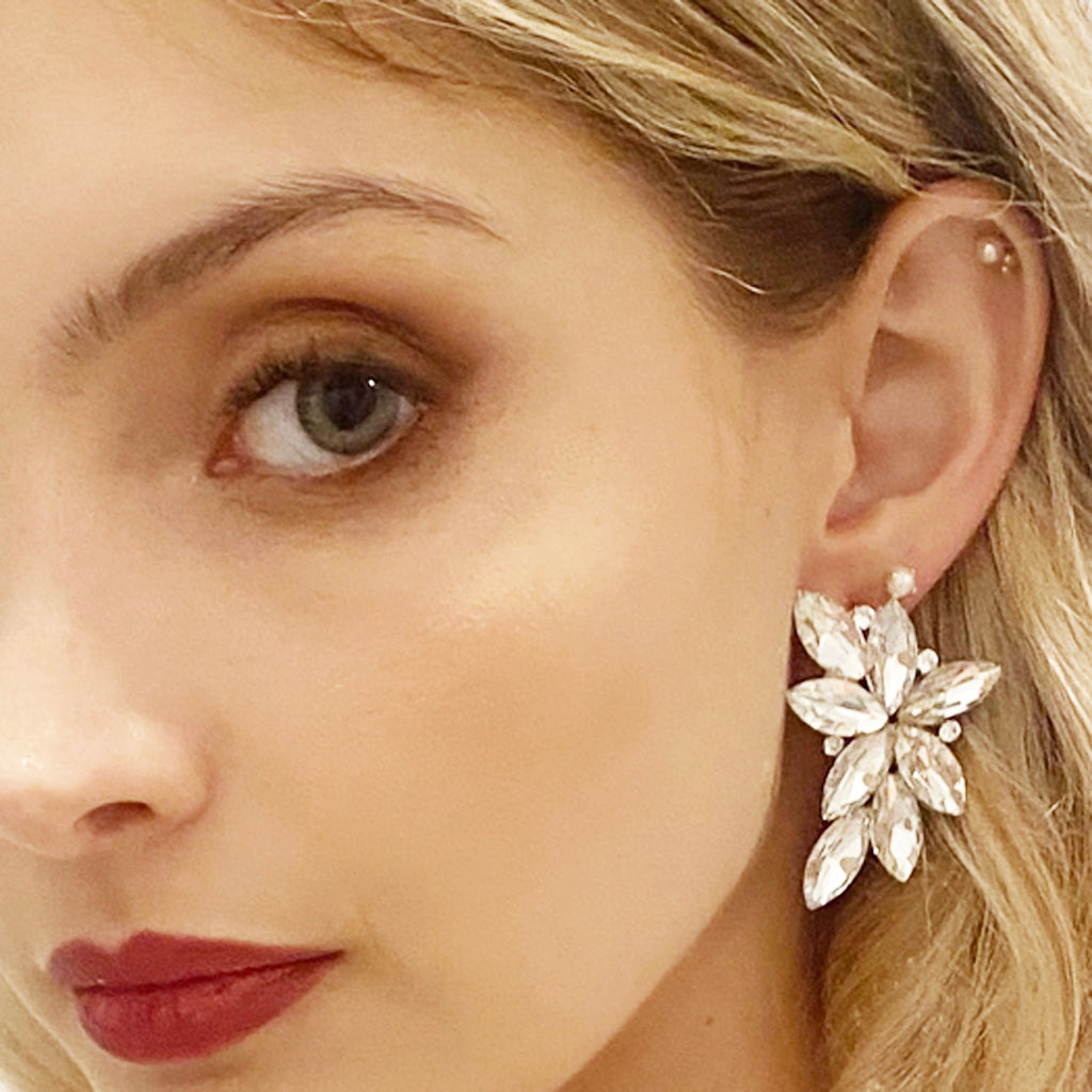 Pendientes Espectaculares Florales · Cristales Blanco, Oro (última unidad!)