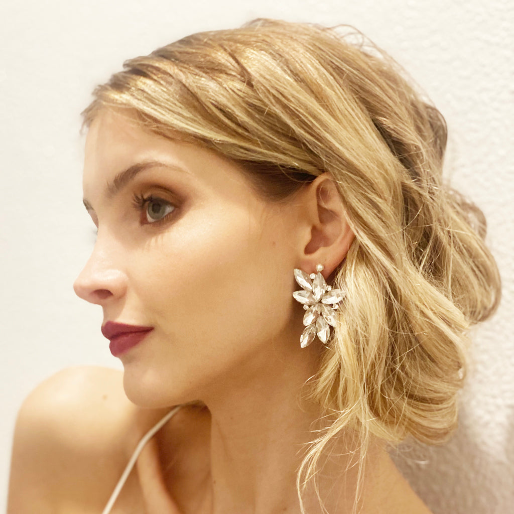 Pendientes Espectaculares Florales · Cristales Blanco, Oro (última unidad!)