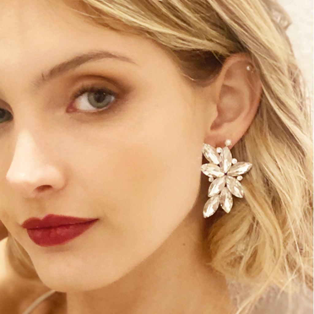 Pendientes Espectaculares Florales · Cristales Blanco, Oro (última unidad!)