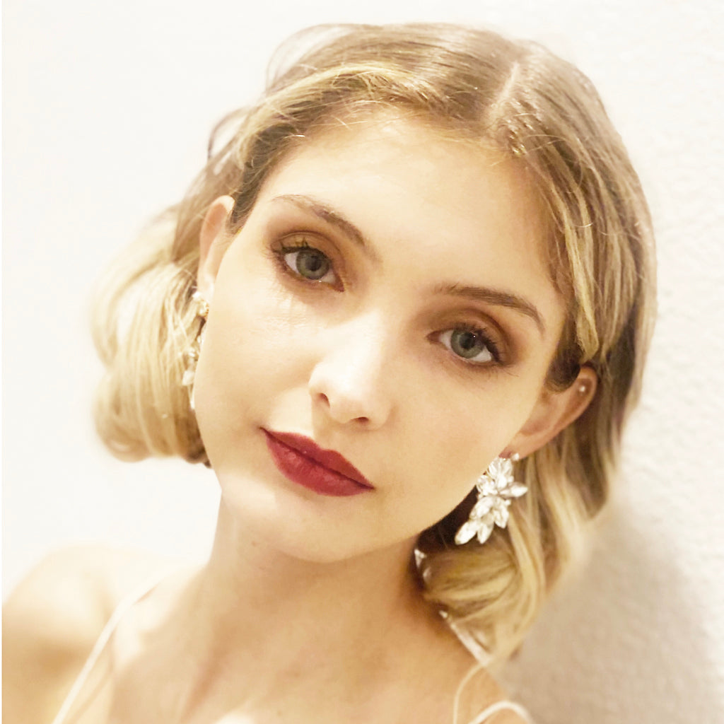 Pendientes Espectaculares Florales · Cristales Blanco, Oro (última unidad!)