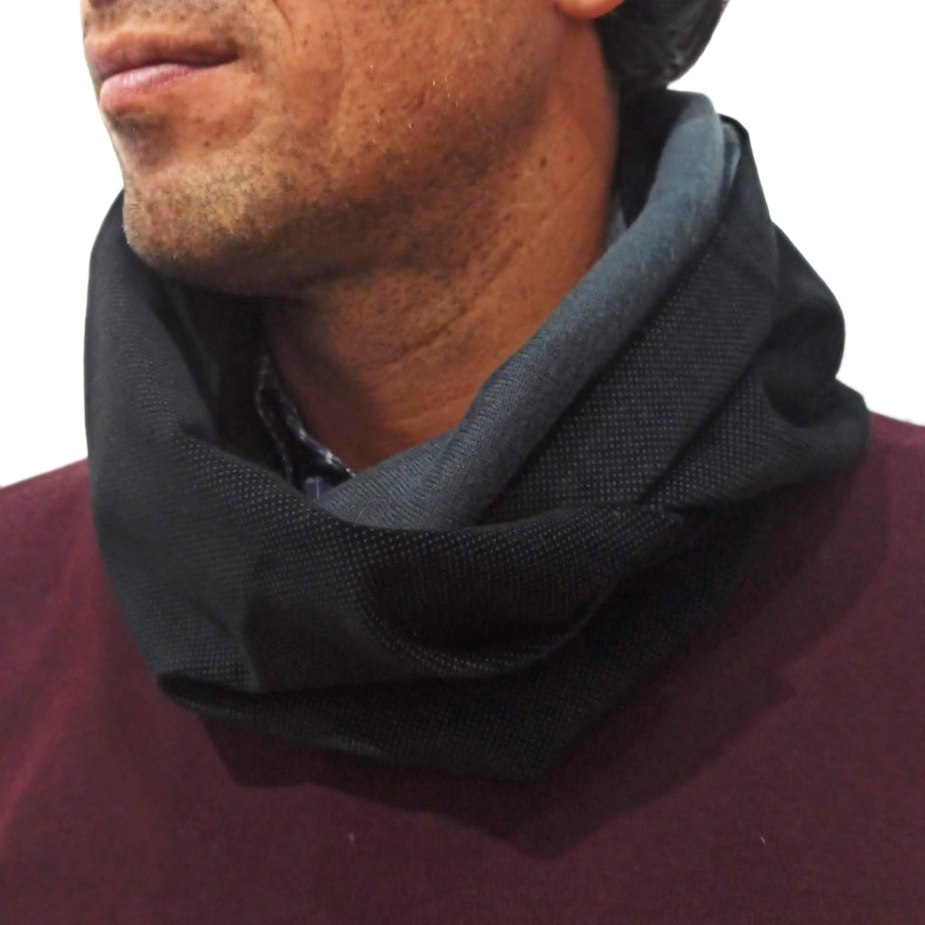 Bufanda Infinita Cuello Hombre · Negro Puntitos, Revés Gris