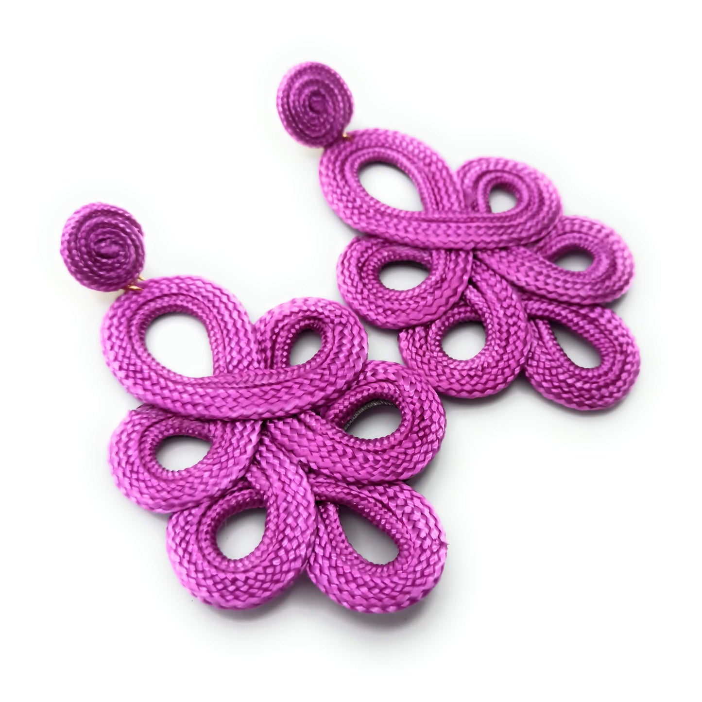 Pendientes Largos de Fiesta y Flamenca – Ligereza y Estilo Andaluz · Violeta