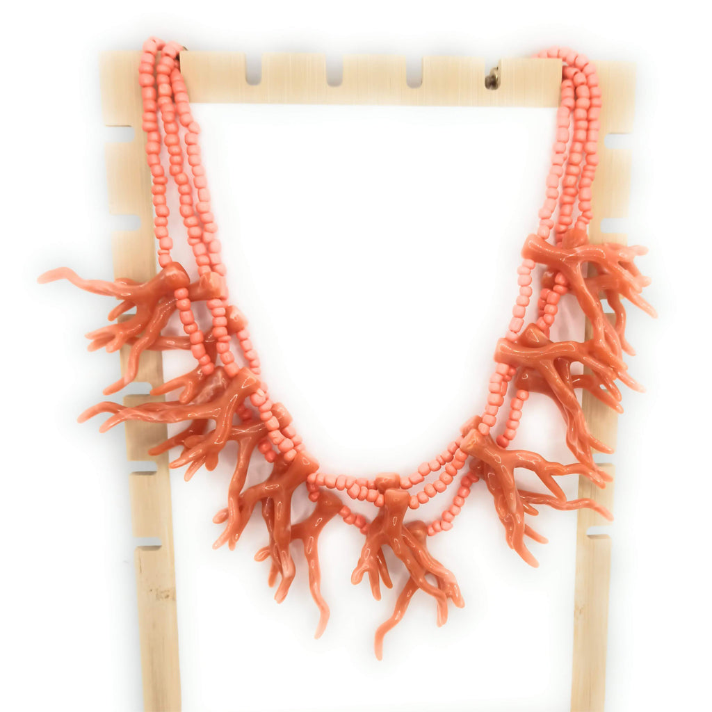 Collar Corto Triple · Coral Naranja