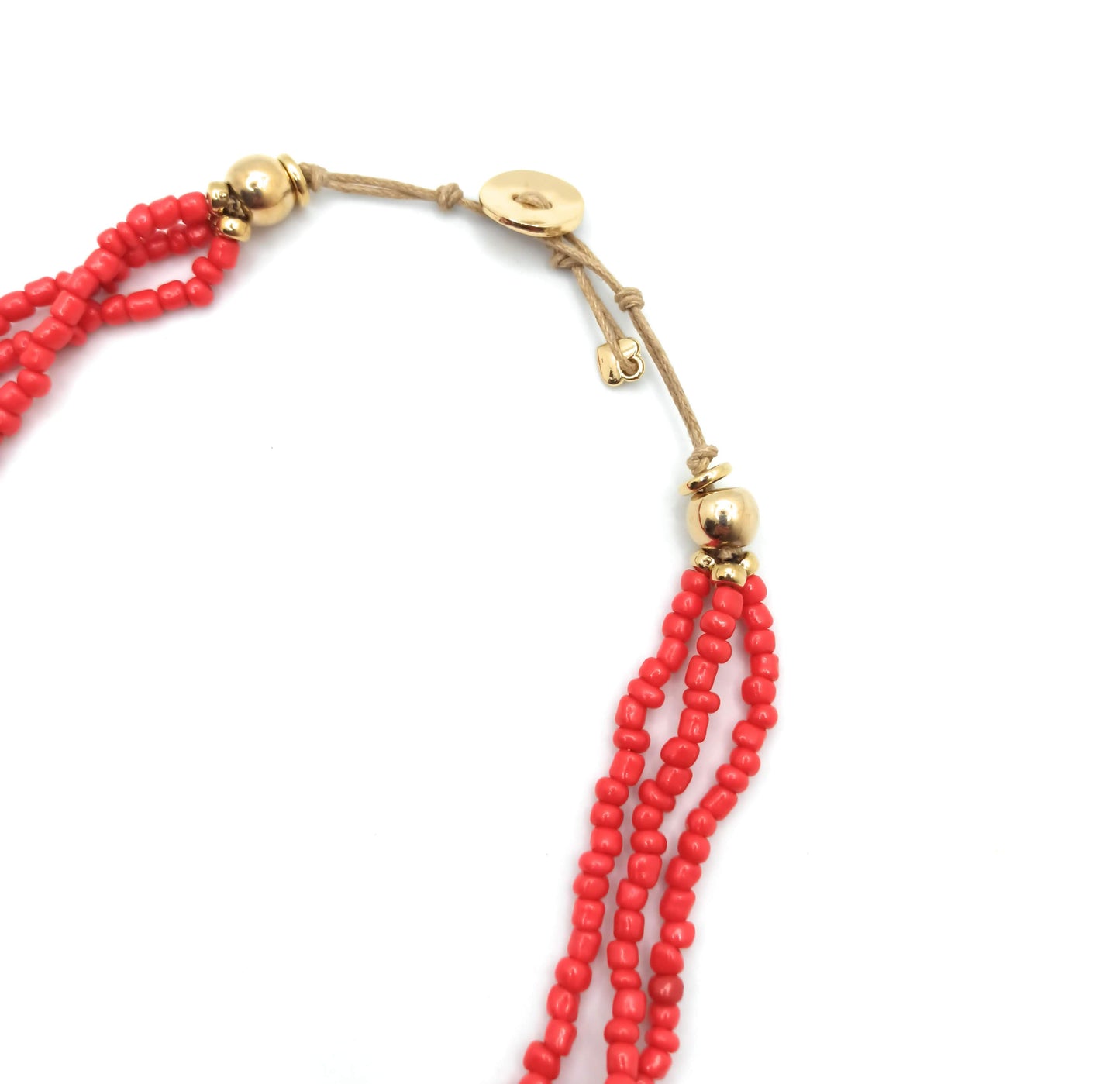 Collar Corto Triple · Coral Rojo