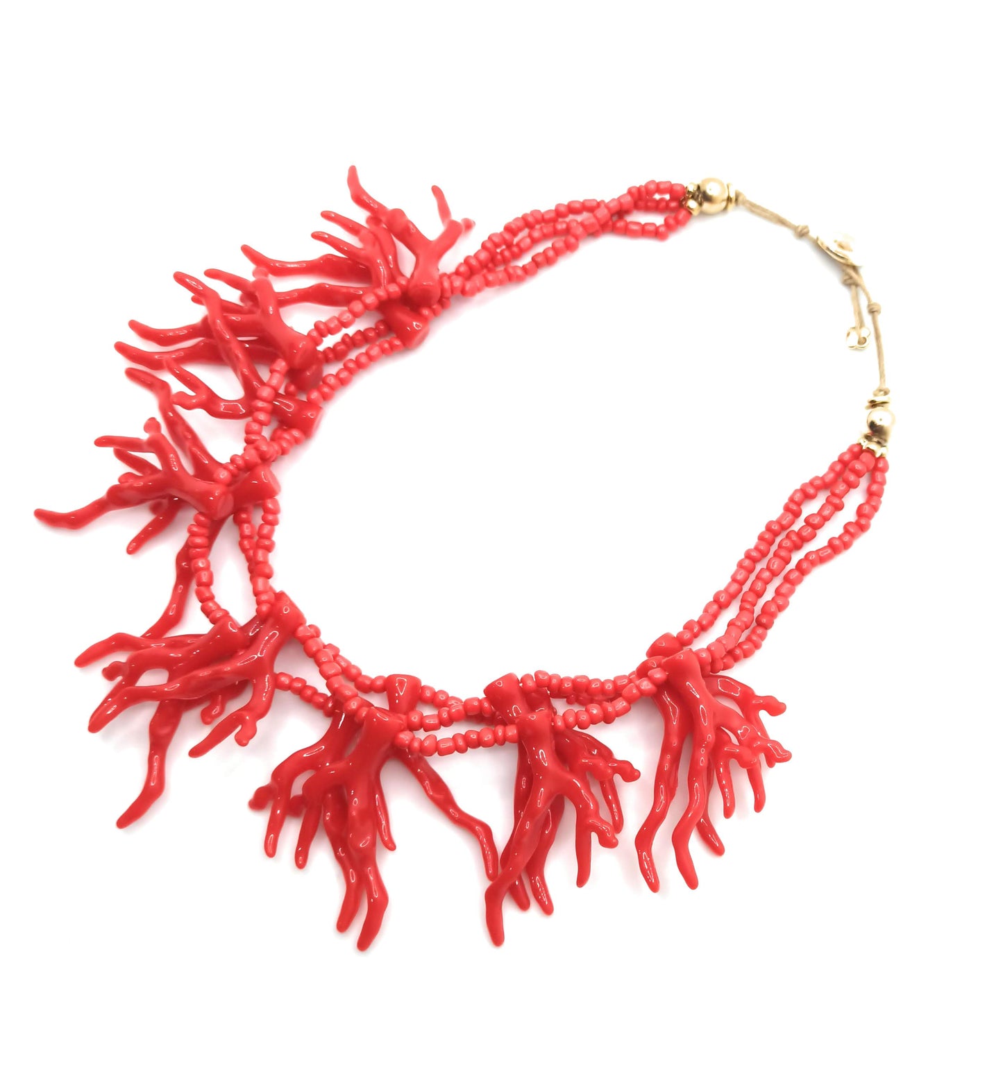 Collar Corto Triple · Coral Rojo