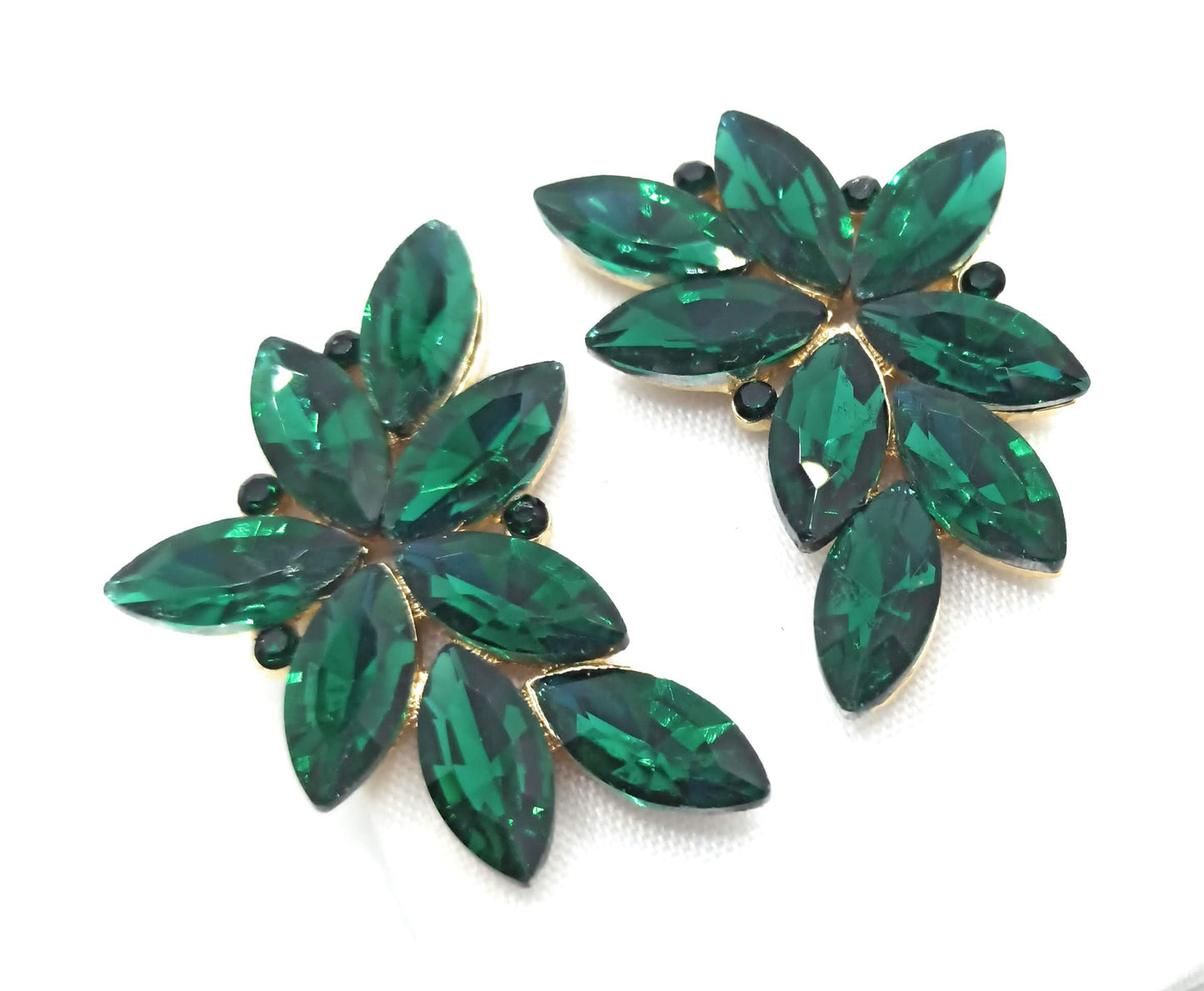 Pendientes Espectaculares Florales · Criastales Verde Esmeralda, Oro