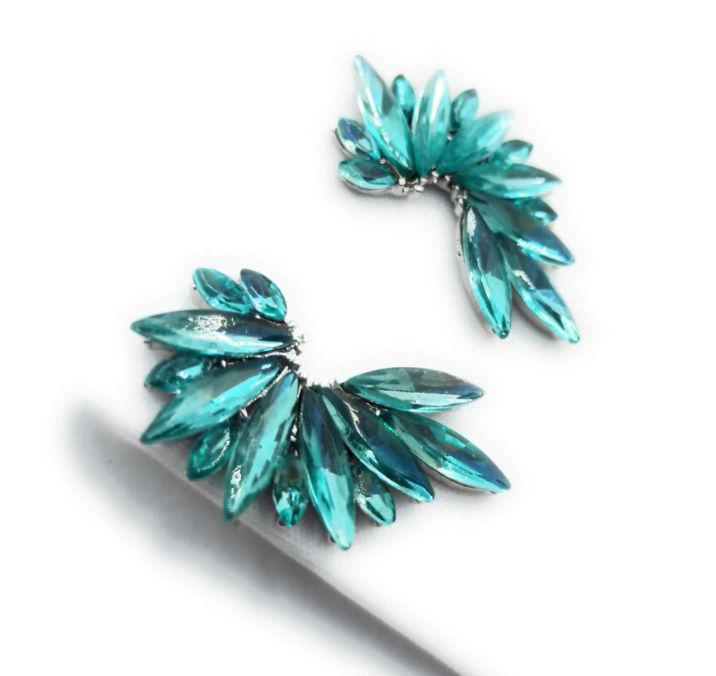 Pendientes Cristales Brillantes · Turquesa, Plata (últimas unidades!)