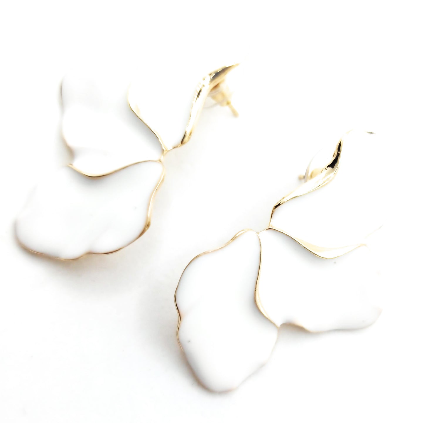 Pendientes Grandes · XL Pétalos Blanco Roto (últimas unidades!)
