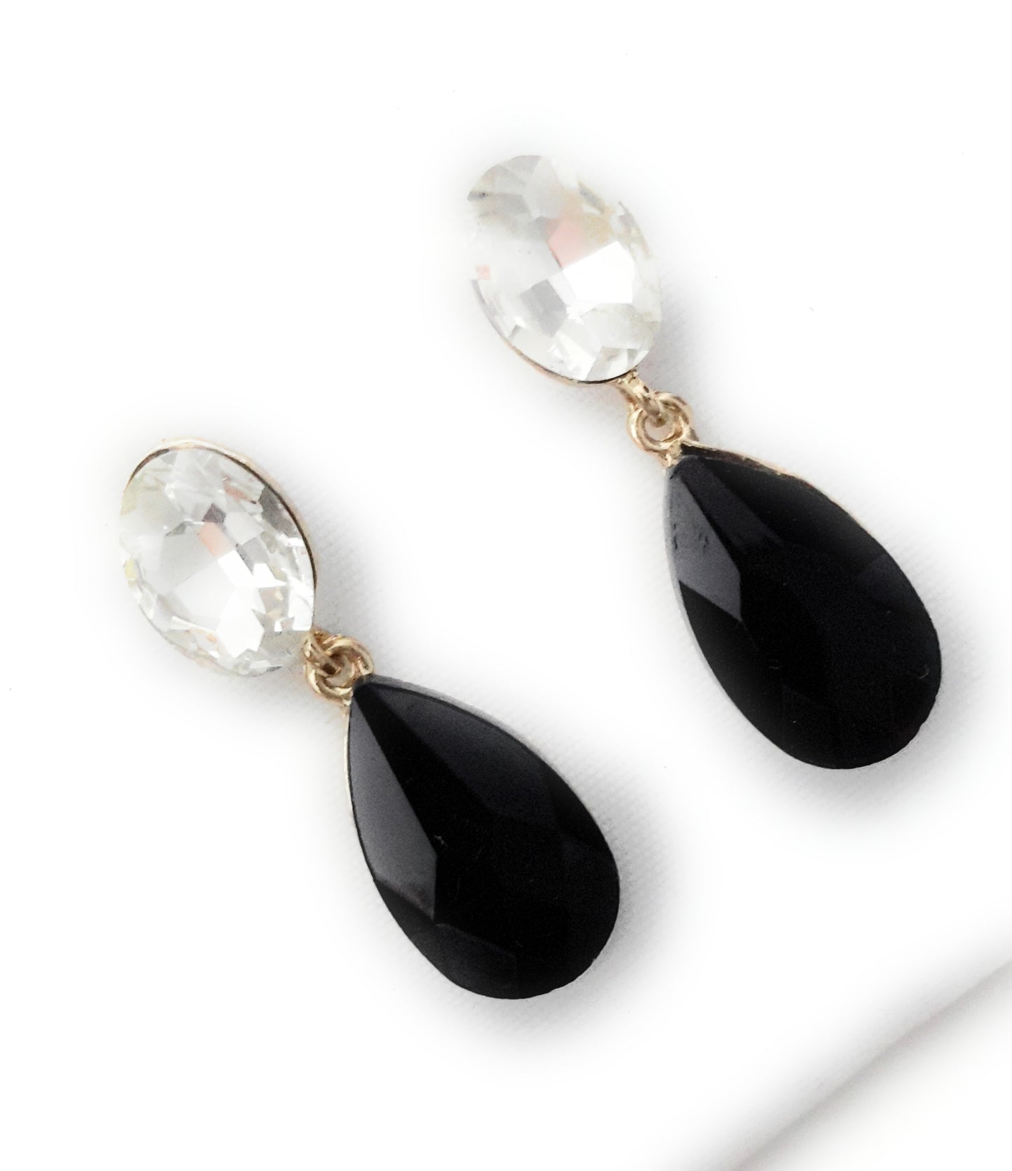 Pendientes Cristales Brillantes Lágrima · Blanco Negro