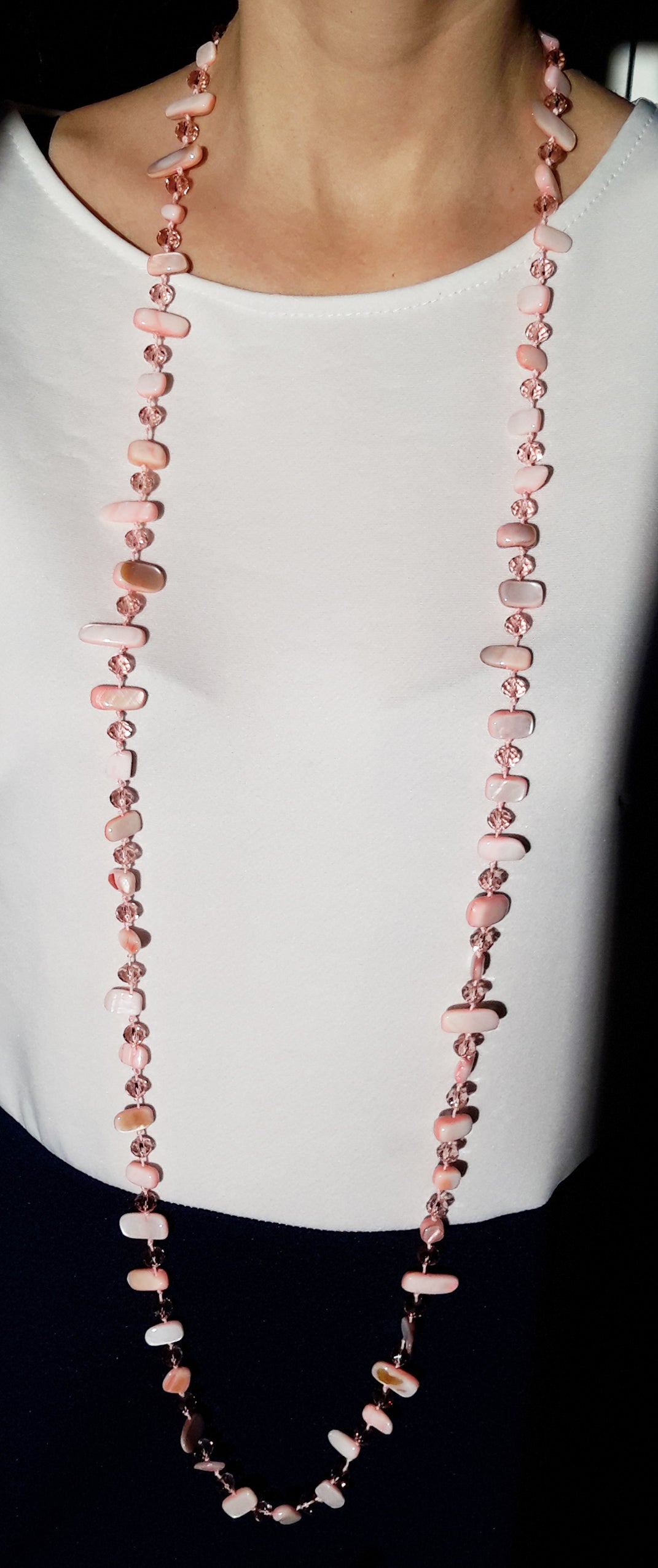 Collar Largo de Nácar · Rosa