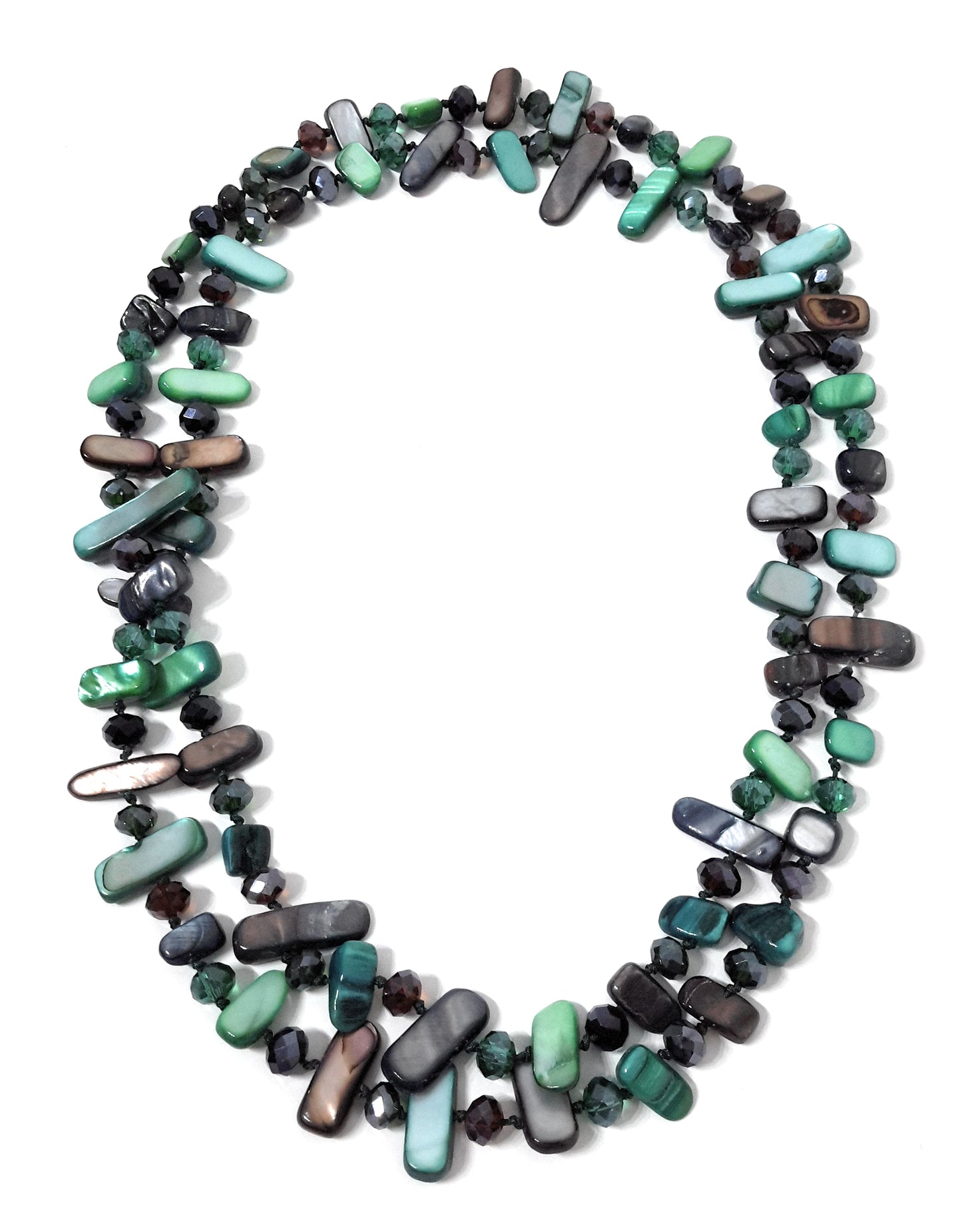 Collar Largo de Nácar · Selva