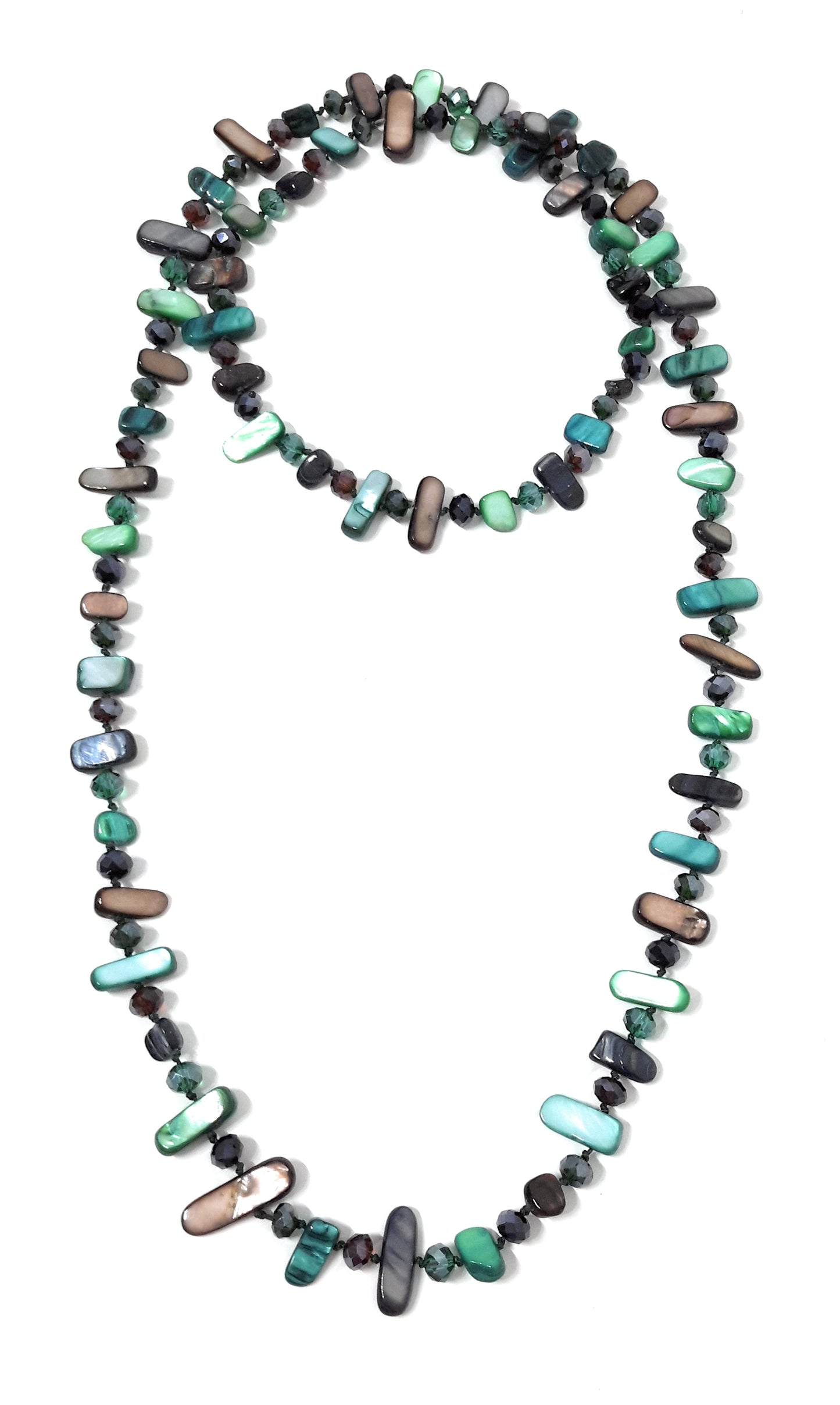 Collar Largo de Nácar · Selva