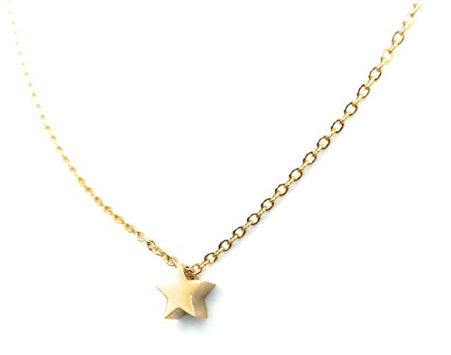 Collar Corto Cadenita Dorada · Estrella 3D