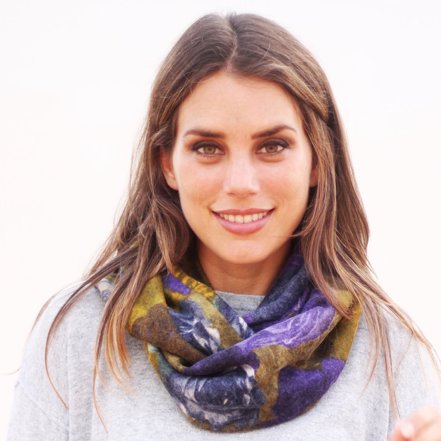 Bufanda Infinita Suave de Flores Mujer · Mostaza