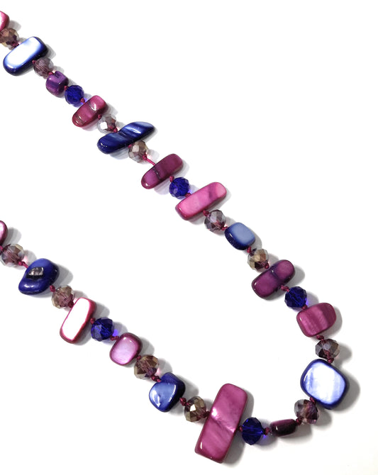 Collar Largo de Nácar · Fucsia Azul