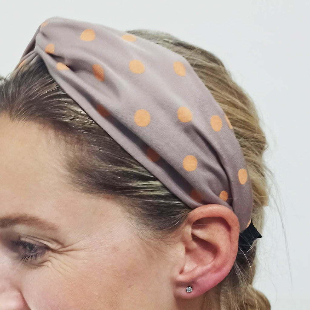 Diadema Nudo Cruzado Cinta de Pelo · Topo Lunares Salmón