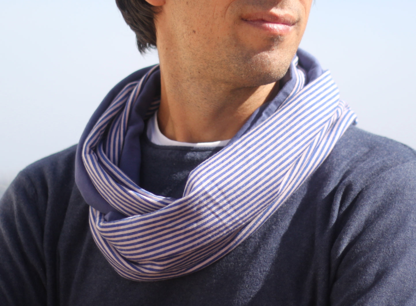 Bufanda Cuello Hombre · Rayas Finas Azul Blanco
