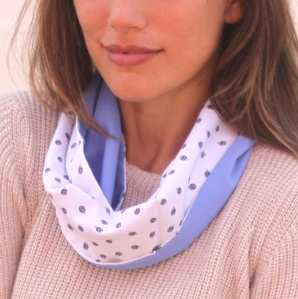 Fular Circular Reversible · Mariquitas / Azul