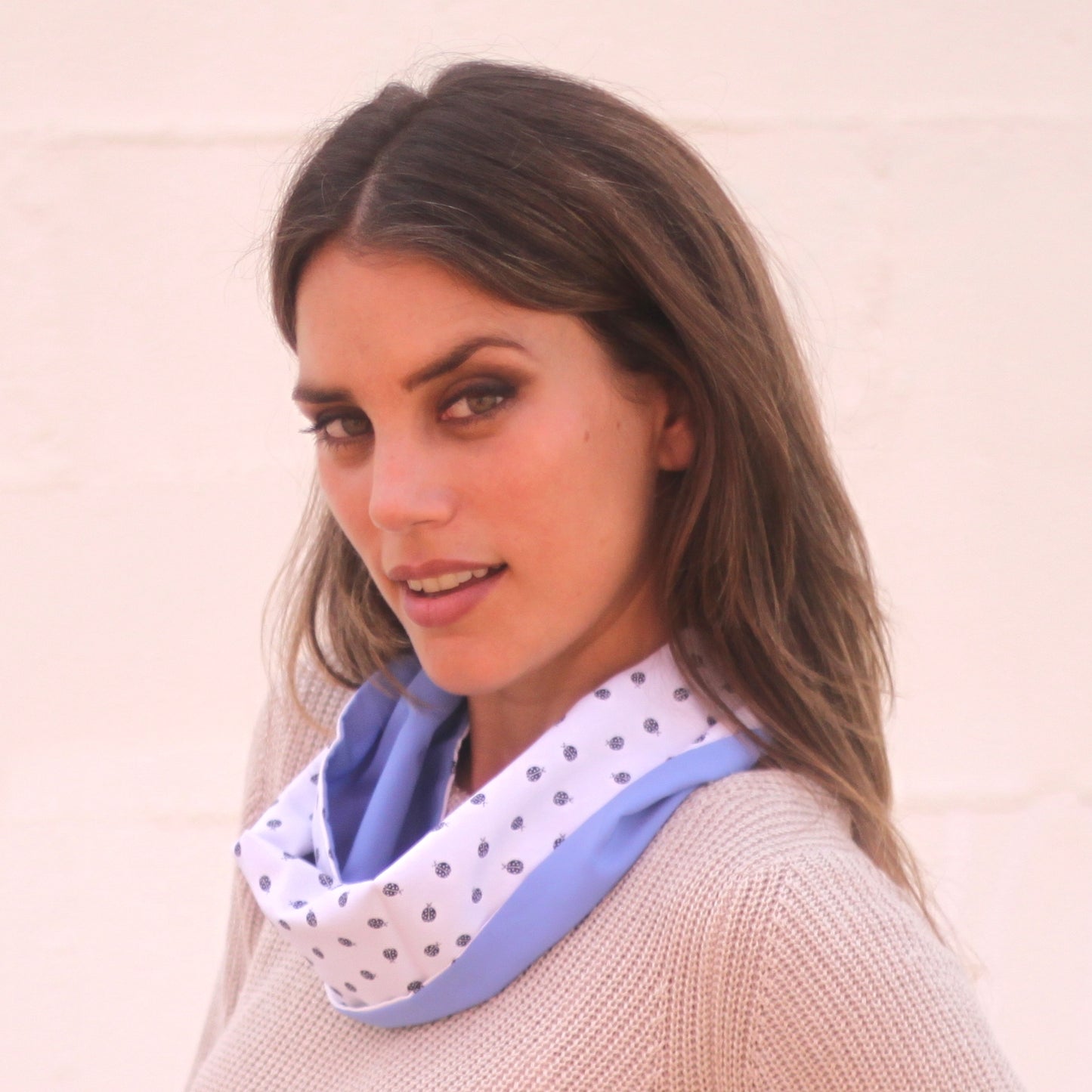 Fular Circular Reversible · Mariquitas / Azul