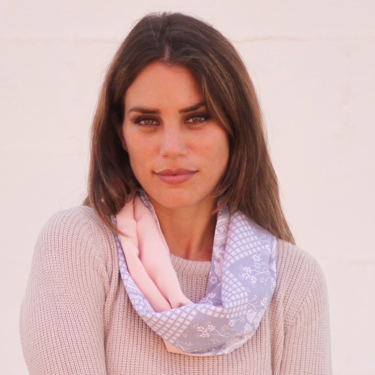 Fular Circular Reversible · Paisley / Rosa Claro