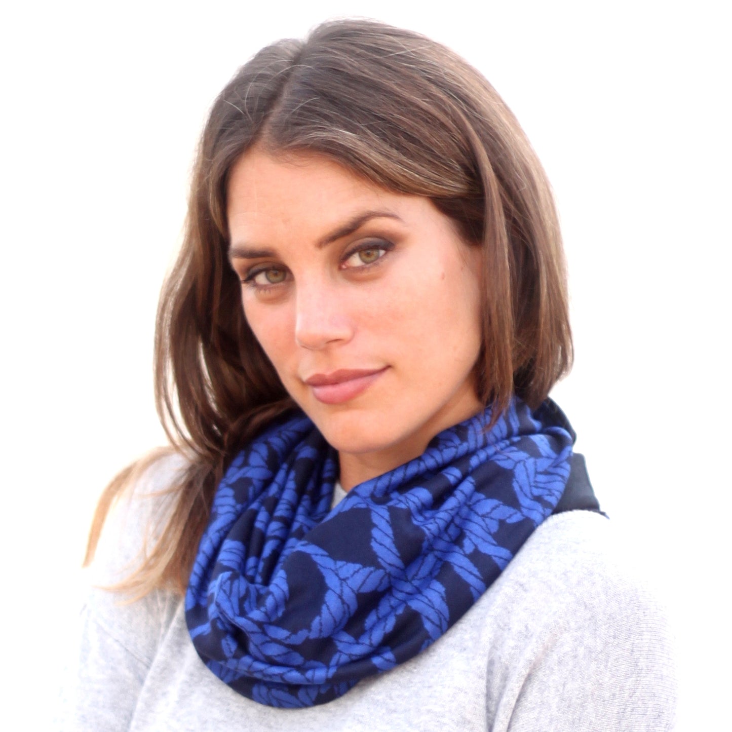 Bufanda Infinita Mujer Estampado Náutico Reversible – Suavidad y Estilo para el Invierno