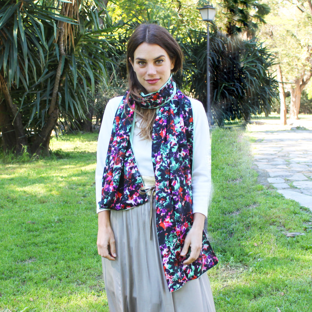 Chal grande estampado reversible · Floral / Verde Agua (40x200cm)