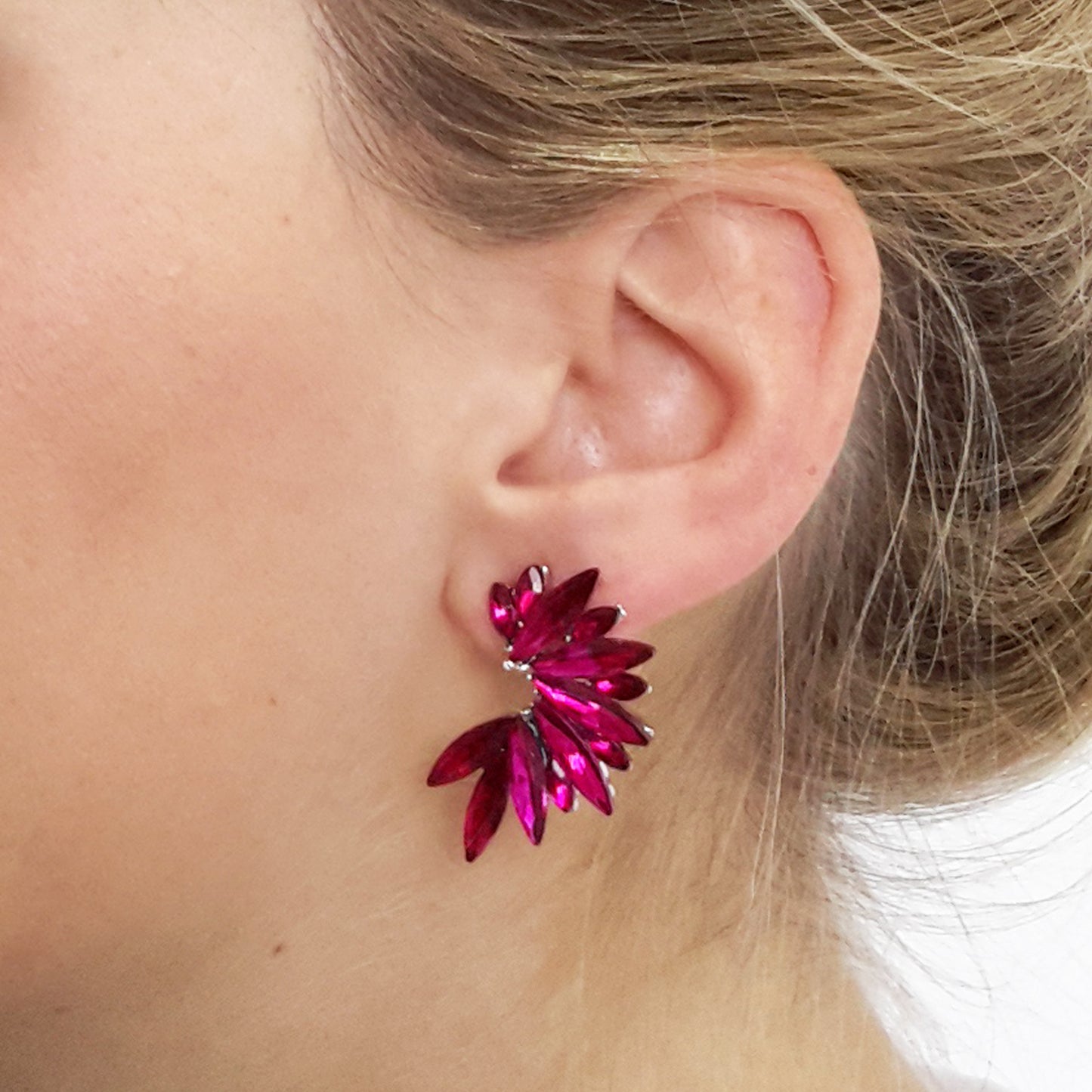 Pendientes Cristales Brillantes · Fucsia, Oro