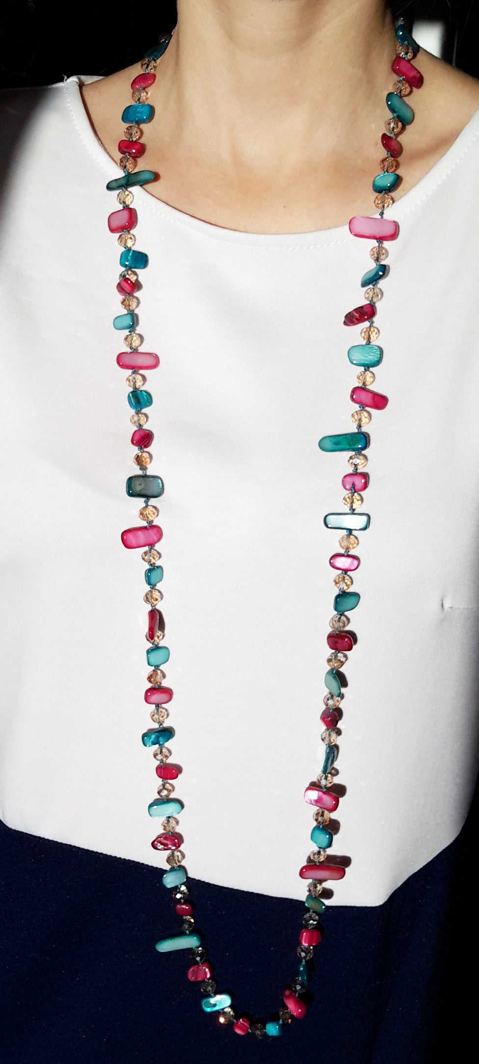 Collar Largo de Nácar · Fucsia Turquesa (últimas unidades!)