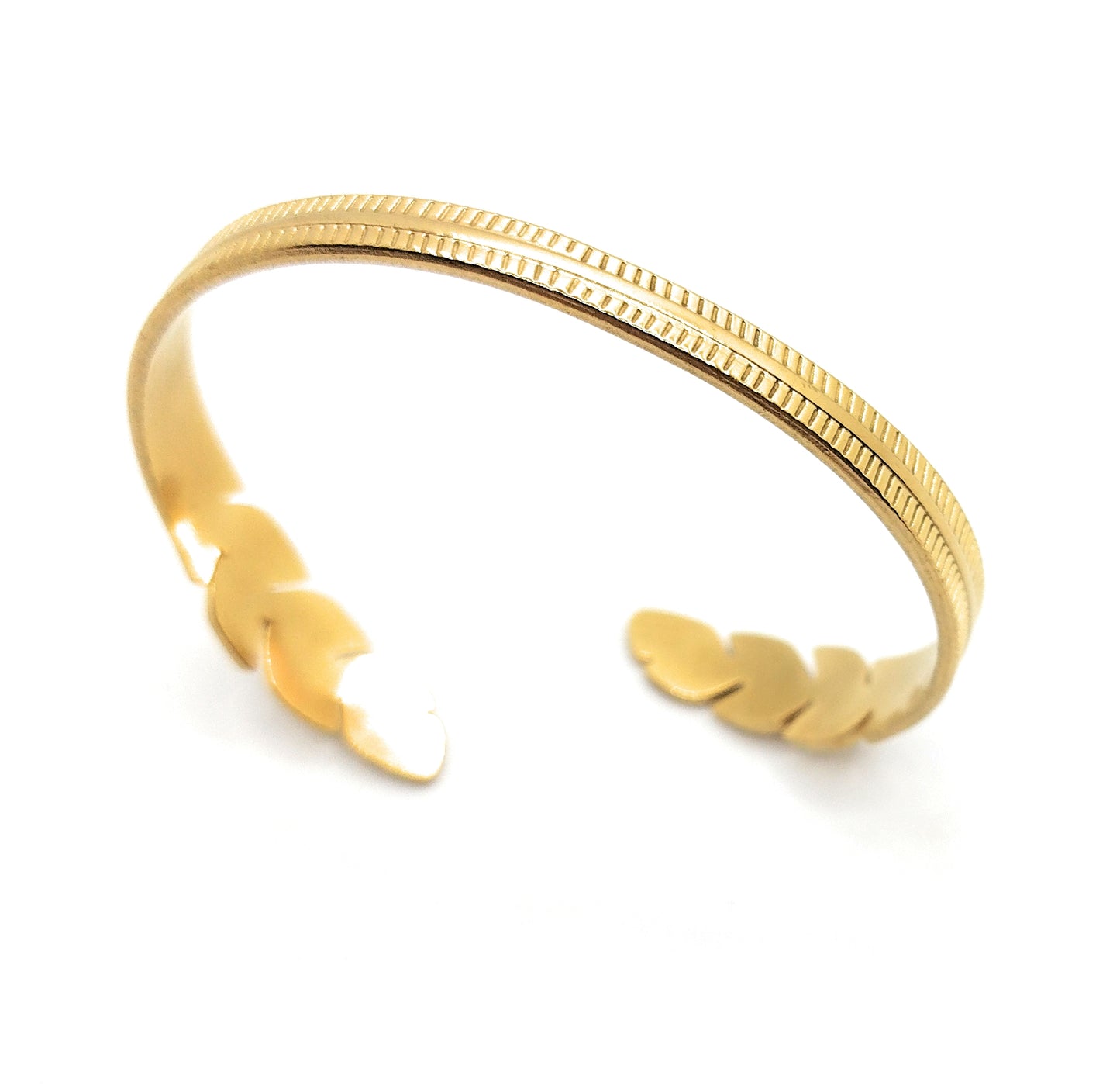 Brazalete Diseño Pluma · Oro Brillo Sútil