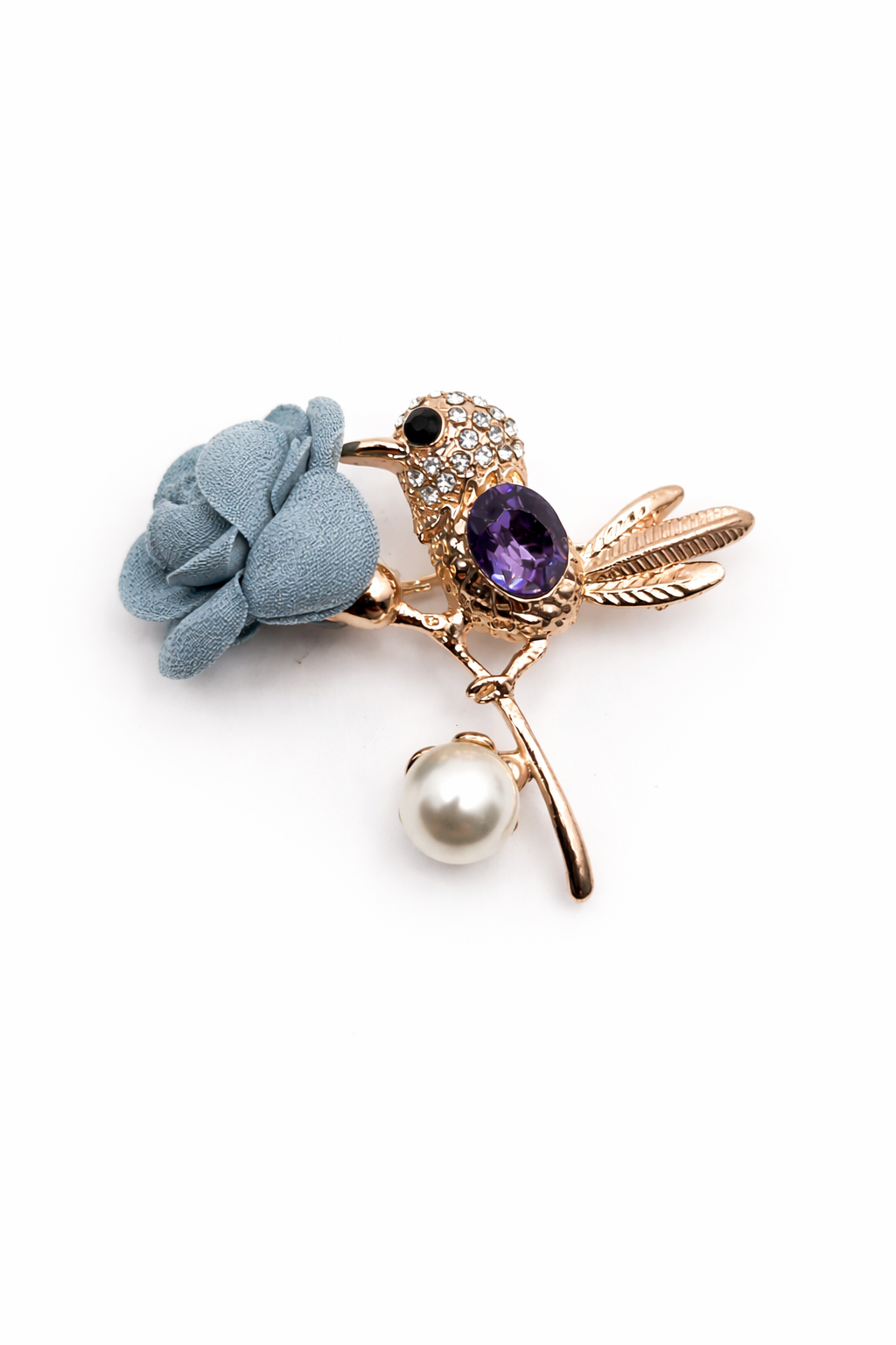 Broche dorado de pájaro con flor de tela gris y cristal morado, circonitas brillantes y perla