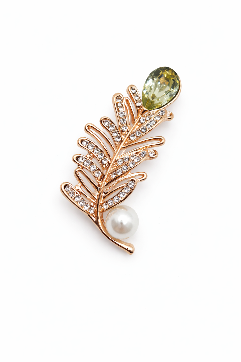 Broche joya floral dorado con forma de hoja detalles en verde, cristales y perla